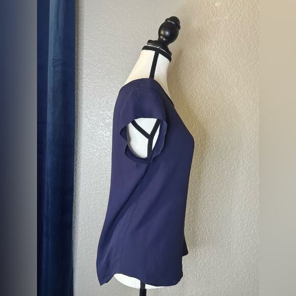 Joie 100% Silk Dark Blue Blouse with front pocket | Size S - Picture 4 of 6